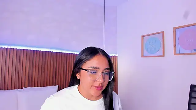 Foxy Kylie online show from 11, 10, 2025