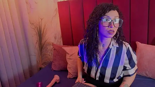 Snapshot of CHIARAJJONES chatting on 8, 5, 2026 CHIARAJJONES online show from 8, 5, 2026