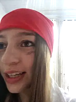   Lorelain   online show from 23, 10, 2025