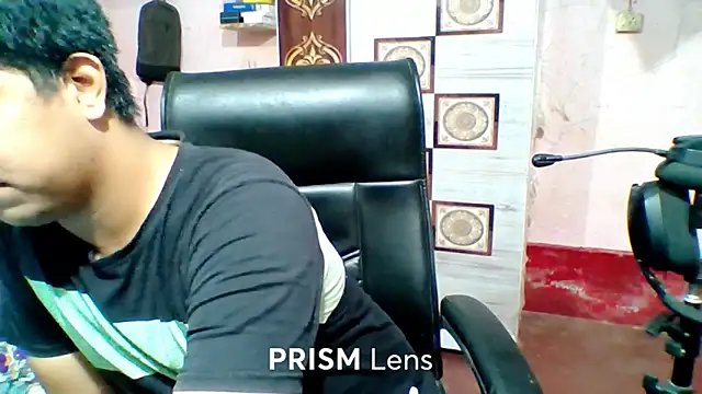 Snapshot of xpro210 chatting on 10, 10, 2025 xpro210 online show from 10, 10, 2025