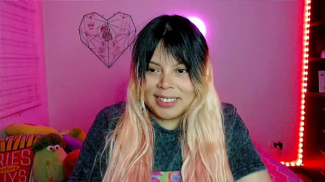 EllieMoonX online show from 12, 2, 2026