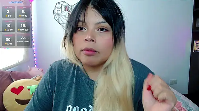 EllieMoonX online show from 23, 4, 2026