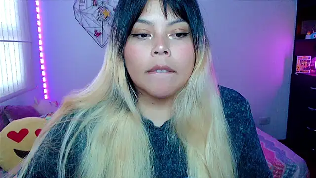 EllieMoonX online show from 16, 4, 2026