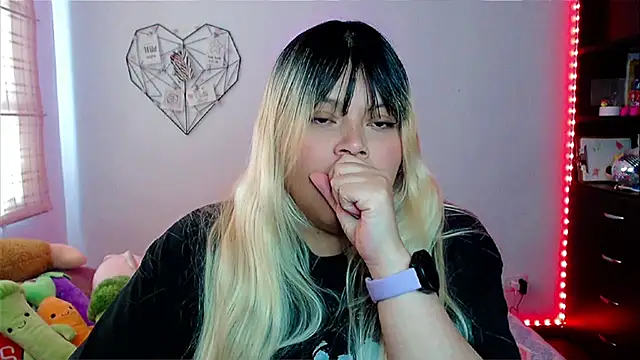 EllieMoonX online show from 20, 11, 2025