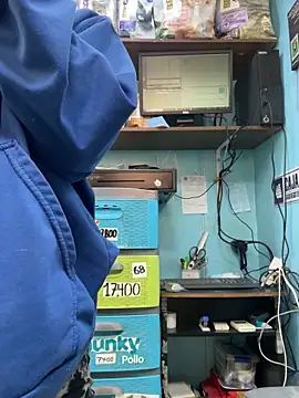 Snapshot of Lucy_699 chatting on 23, 11, 2025 Lucy 699 online show from 23, 11, 2025