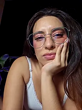 Meganthomson online show from 13, 2, 2026