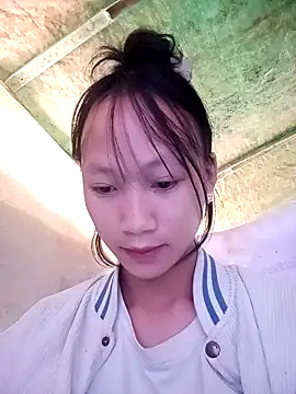 minachao- online show from 4, 11, 2025