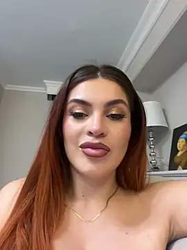Snapshot of AbrilColls_ chatting on 10, 6, 2026 AbrilColls online show from 10, 6, 2026