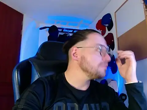 kurt xx online show from 17, 11, 2025