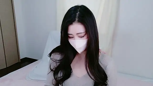 Snapshot of Ran_2323 chatting on 21, 2, 2026 Ran 2323 online show from 21, 2, 2026