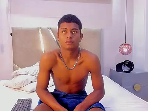 MorenitoDigno online show from 24, 10, 2025