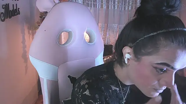 ZAMMIRA online show from 25, 11, 2025