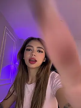 HoneyMollyX online show from 18, 1, 2026