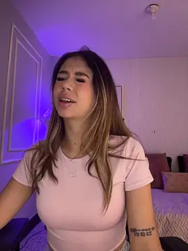 HoneyMollyX online show from 5, 2, 2026