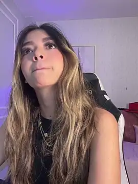 HoneyMollyX online show from 21, 12, 2025