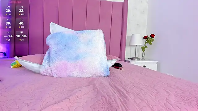 alexandralopez- online show from 11, 7, 2026