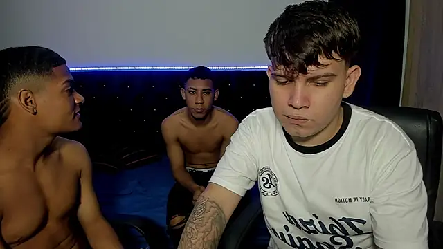 Snapshot of isaac_master77 chatting on 14, 10, 2025 isaac master77 online show from 14, 10, 2025