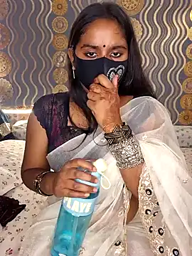 Sweet-Maddlina online show from 11, 10, 2025