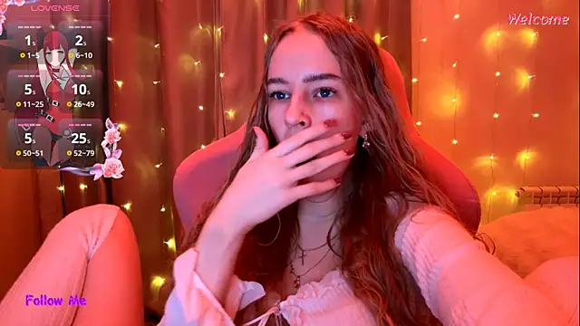 LunaCrave online show from 12, 1, 2026