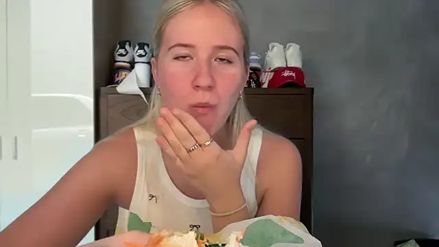 itssosierra online show from 3, 4, 2026