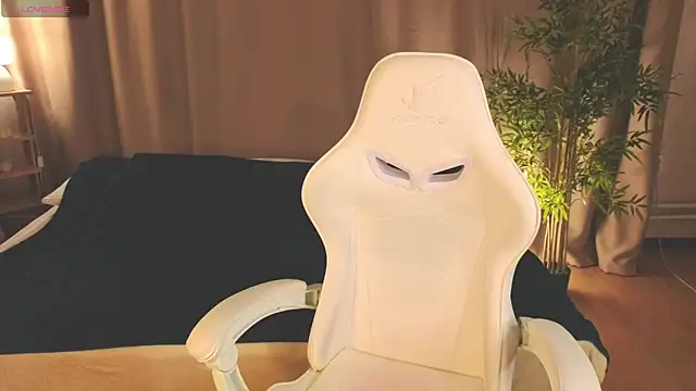 Rene Shine online show from 15, 3, 2026