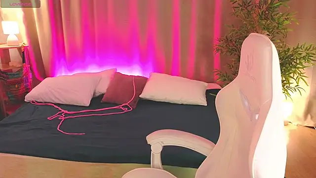 Rene Shine online show from 11, 3, 2026