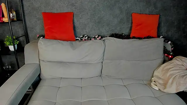 Lana Stones online show from 12, 1, 2026