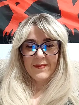 Amelialove42 online show from 6, 1, 2026