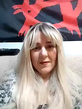 Amelialove42 online show from 9, 1, 2026