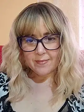 Amelialove42 online show from 6, 5, 2026
