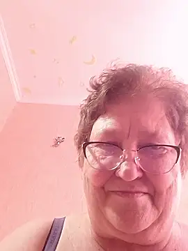 Snapshot of Katherine735 chatting on 22, 5, 2026 Katherine735 online show from 22, 5, 2026