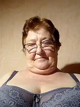 Snapshot of Katherine735 chatting on 9, 6, 2026 Katherine735 online show from 9, 6, 2026