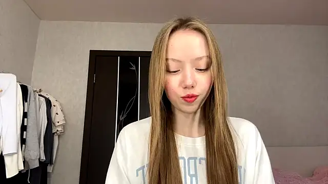 AntoniaMoravick online show from 29, 11, 2025