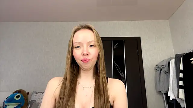 AntoniaMoravick online show from 5, 11, 2025