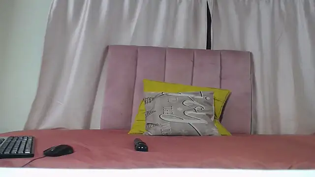 Kelly-001 online show from 16, 3, 2026