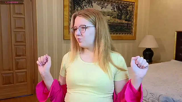 AlinaAldrete online show from 16, 11, 2025