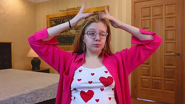 AlinaAldrete online show from 15, 11, 2025