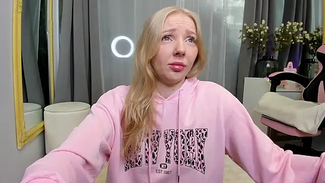 SundyRose online show from 28, 2, 2026