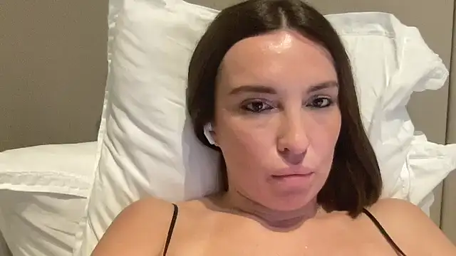 Snapshot of CArivora chatting on 24, 2, 2026 CArivora online show from 24, 2, 2026