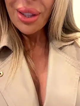 MrsCharlottFox online show from 10, 1, 2026