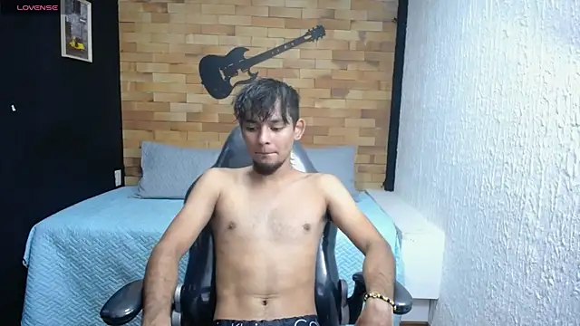 Snapshot of Kail_nil chatting on 13, 11, 2025 Kail nil online show from 13, 11, 2025