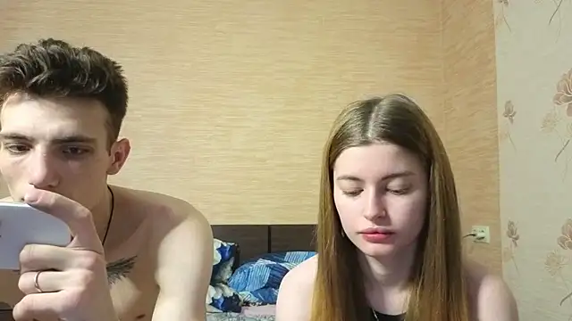 EmiliaCouple online show from 29, 5, 2026