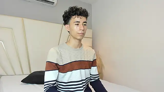 Zahir Ashar online show from 21, 10, 2025