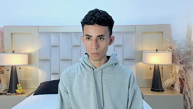 Zahir Ashar online show from 15, 4, 2026