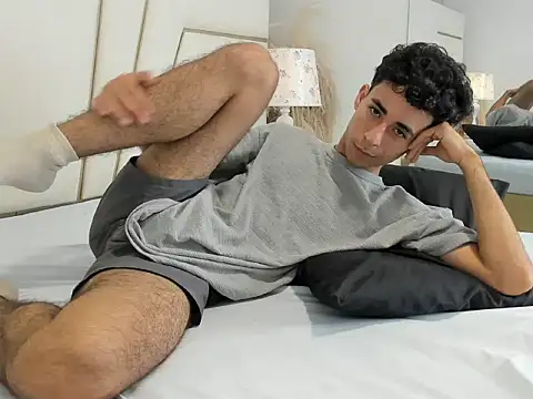 Zahir Ashar online show from 15, 10, 2025