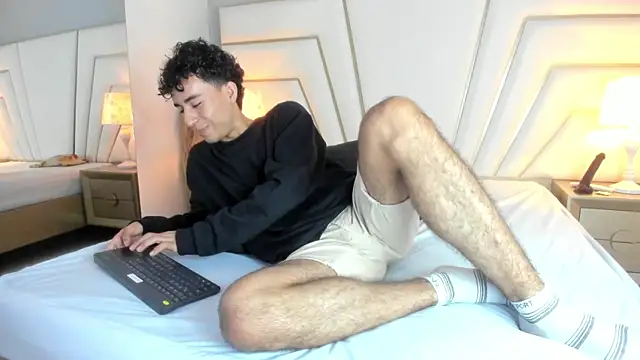 Zahir Ashar online show from 27, 10, 2025