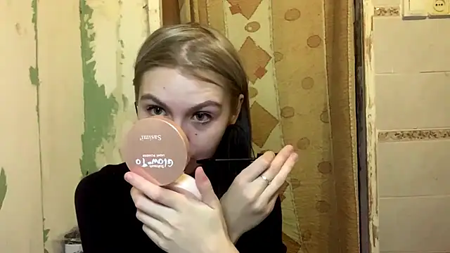 ArianeBhayani online show from 23, 10, 2025