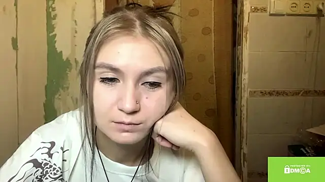 ArianeBhayani online show from 6, 11, 2025