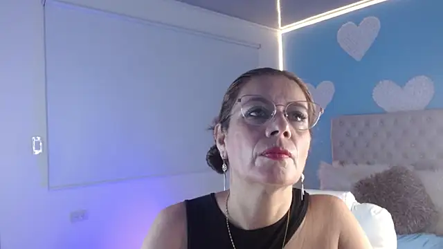Snapshot of channelsmith_55 chatting on 20, 4, 2026 channelsmith 55 online show from 20, 4, 2026