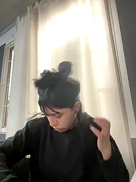 angie rousse  online show from 14, 11, 2025